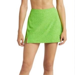 Outdoor Voices Warmup Skort - Grasshopper - S